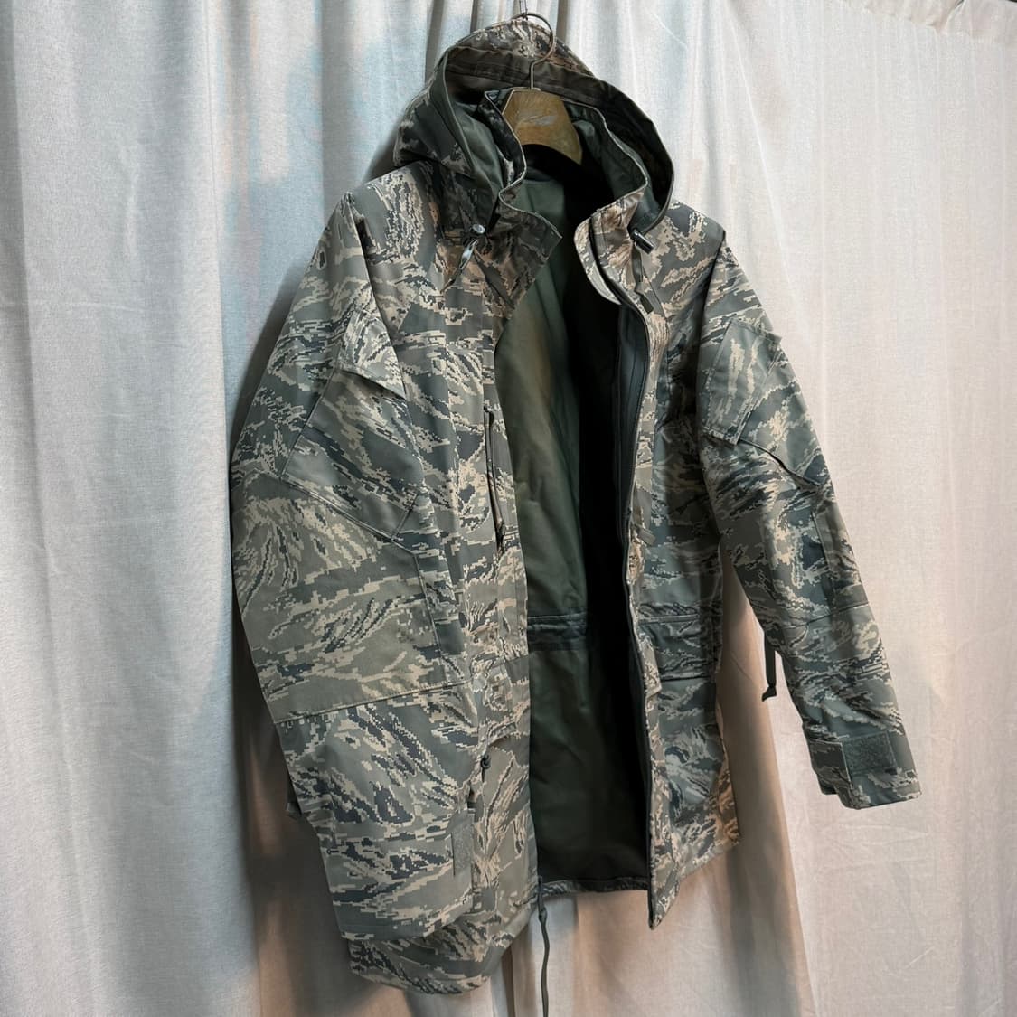 [100-105] 미공군 US Air Force APECS 고어텍스 자켓 상품이미지2