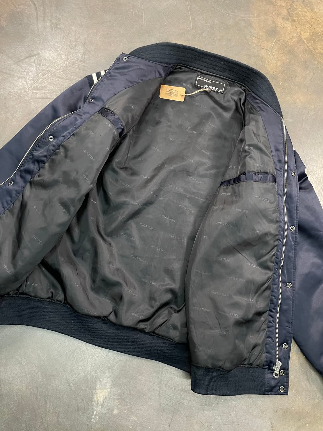 아비렉스 스펠아웃 나일론 바시티 자켓 상품이미지5