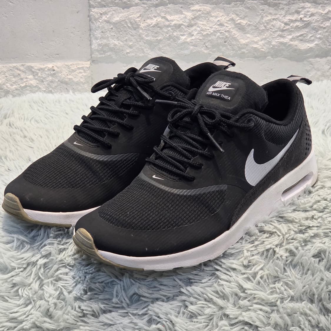 6w-27:나이키 에어맥스 Thea 블랙 화이트 24.5cm 상품이미지1