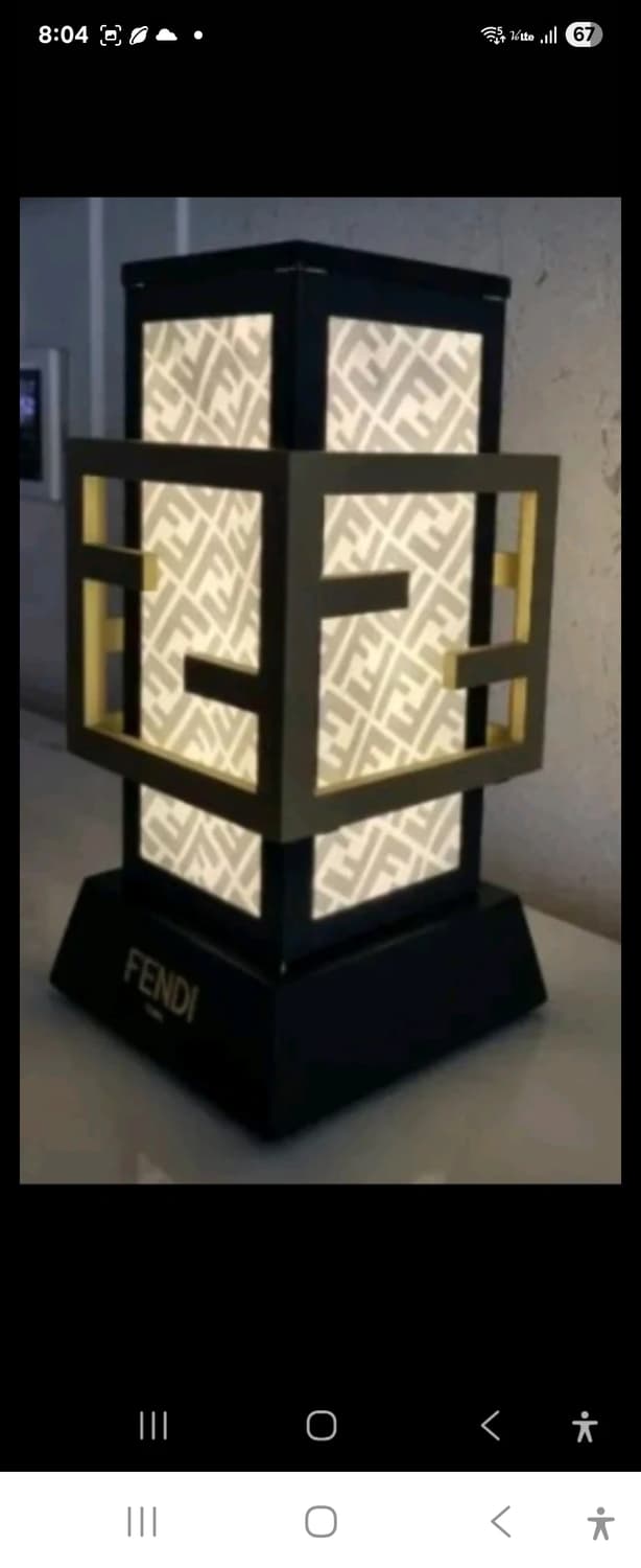 (정품)펜디 로고 테이블 램프 상품이미지1