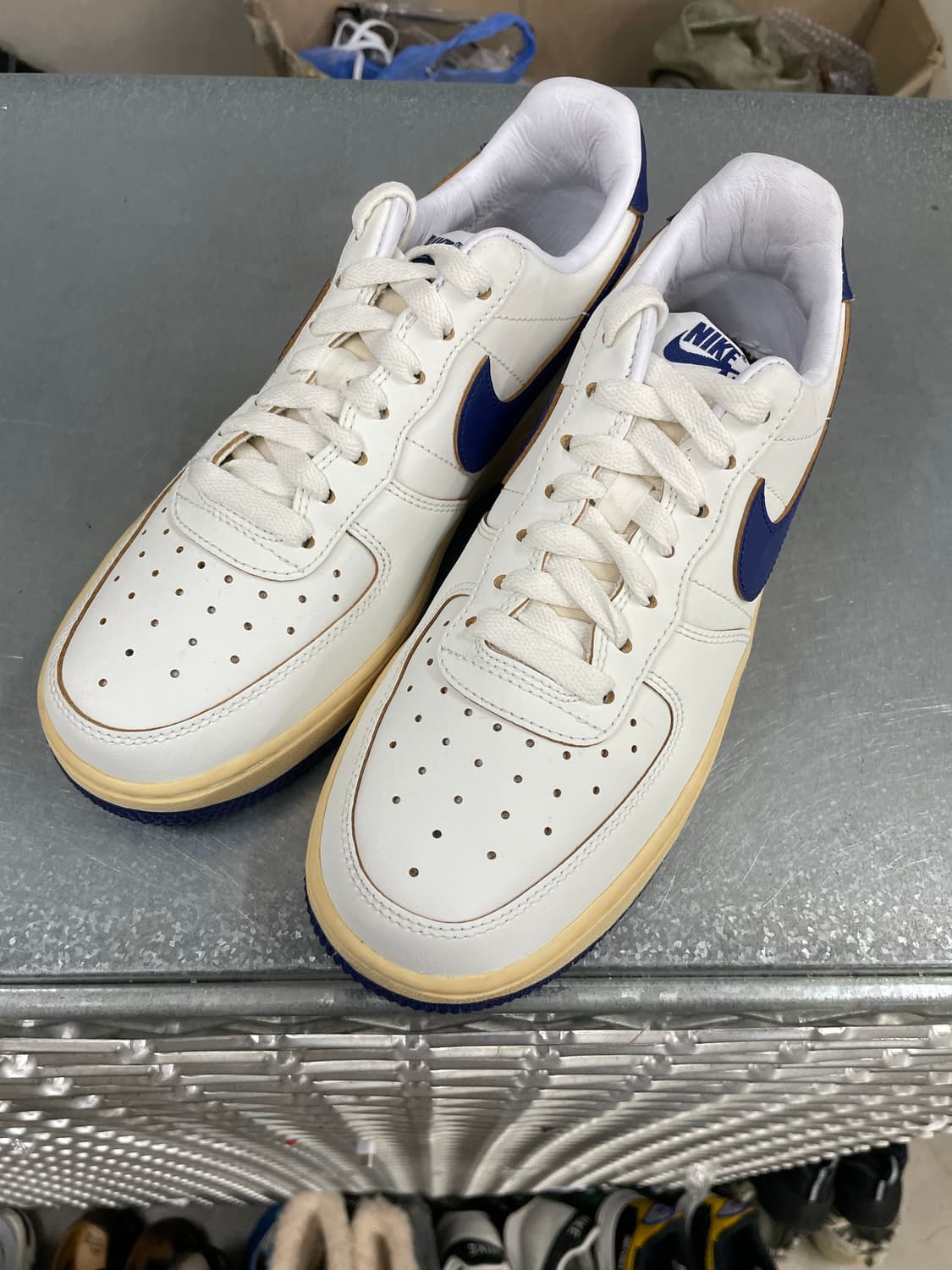 나이키 에어포스 1 세일 페일 바닐라 240 (gr-4228) 상품이미지2