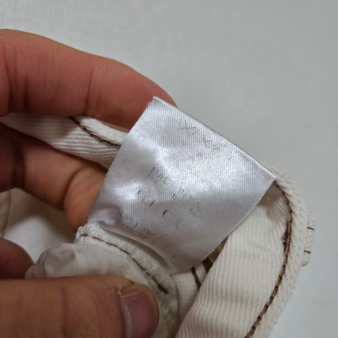 구찌 아이보리 체인 데님팬츠 / 여성 팬츠/ 여성 바지  상품이미지4