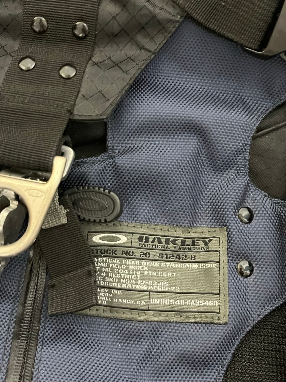 오클리 백팩 네이비 블랙 상품이미지4