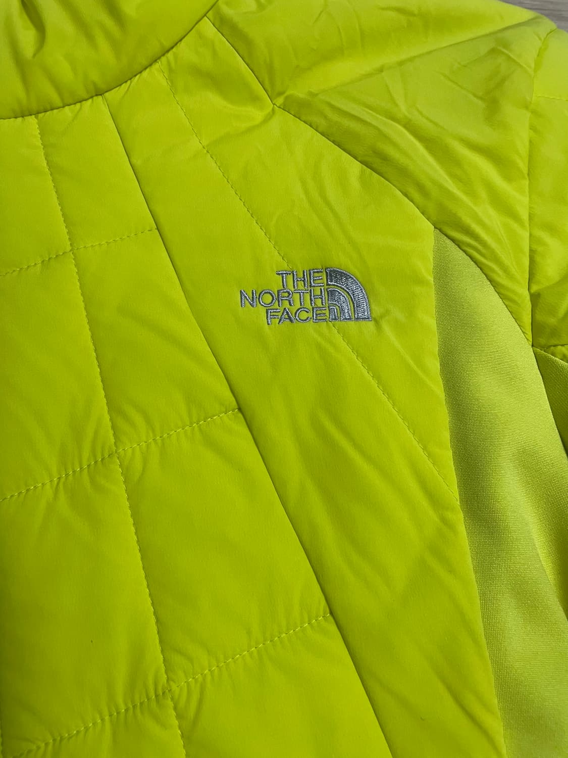 노스페이스 형광 경량조끼 100 상품이미지5