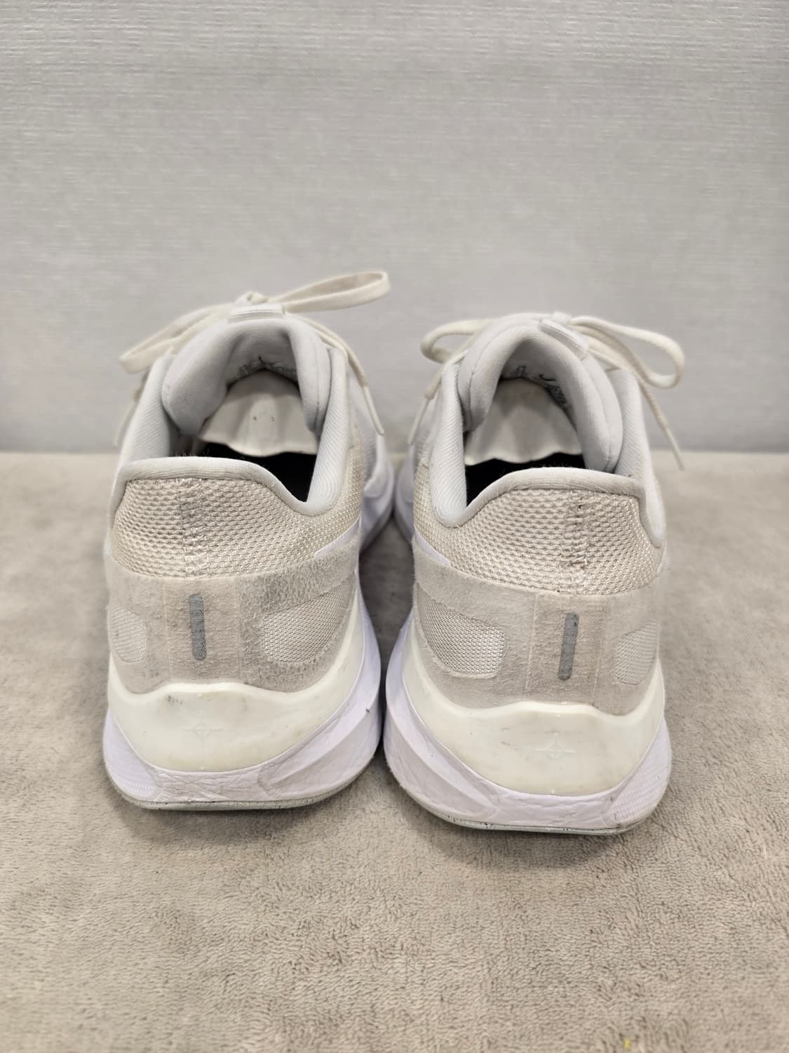 나이키 남성 스트럭처 런닝화 운동화 275mm 상품이미지6