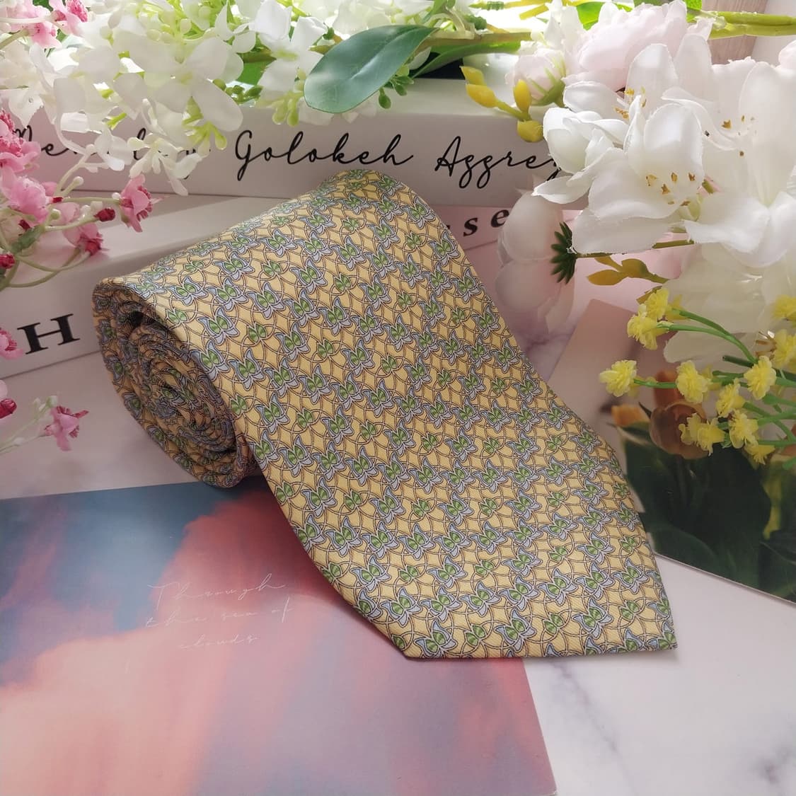 페라가모 실크 레몬 나비 패턴 넥타이 9.2cm A+등급 K1532
 상품이미지2