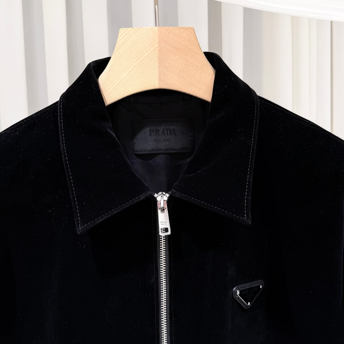 L / 프라다 로고 벨벳 데님 블루종 자켓 상품이미지2