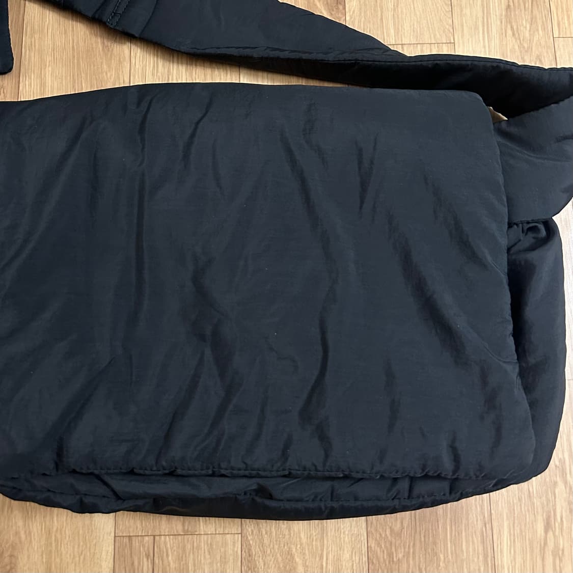 ZARA 자라 나일론 XL 크로스백 블랙 상품이미지2