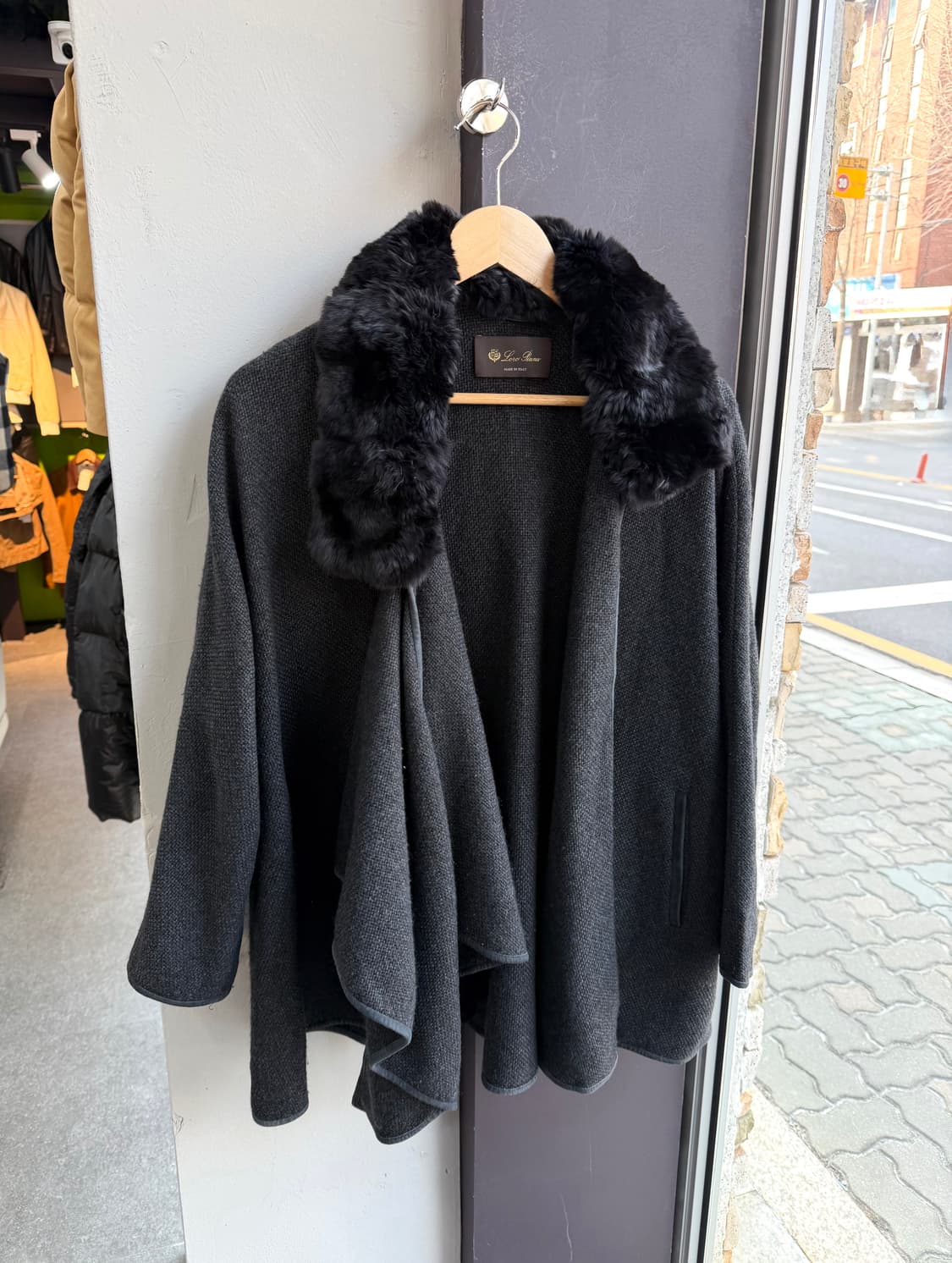 S/ 로로피아나 캐시미어 친칠라 케이프 자켓 상품이미지6