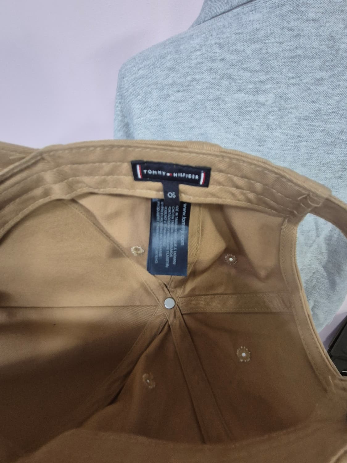 타미힐피거 베이지 볼캡 모자 상품이미지2