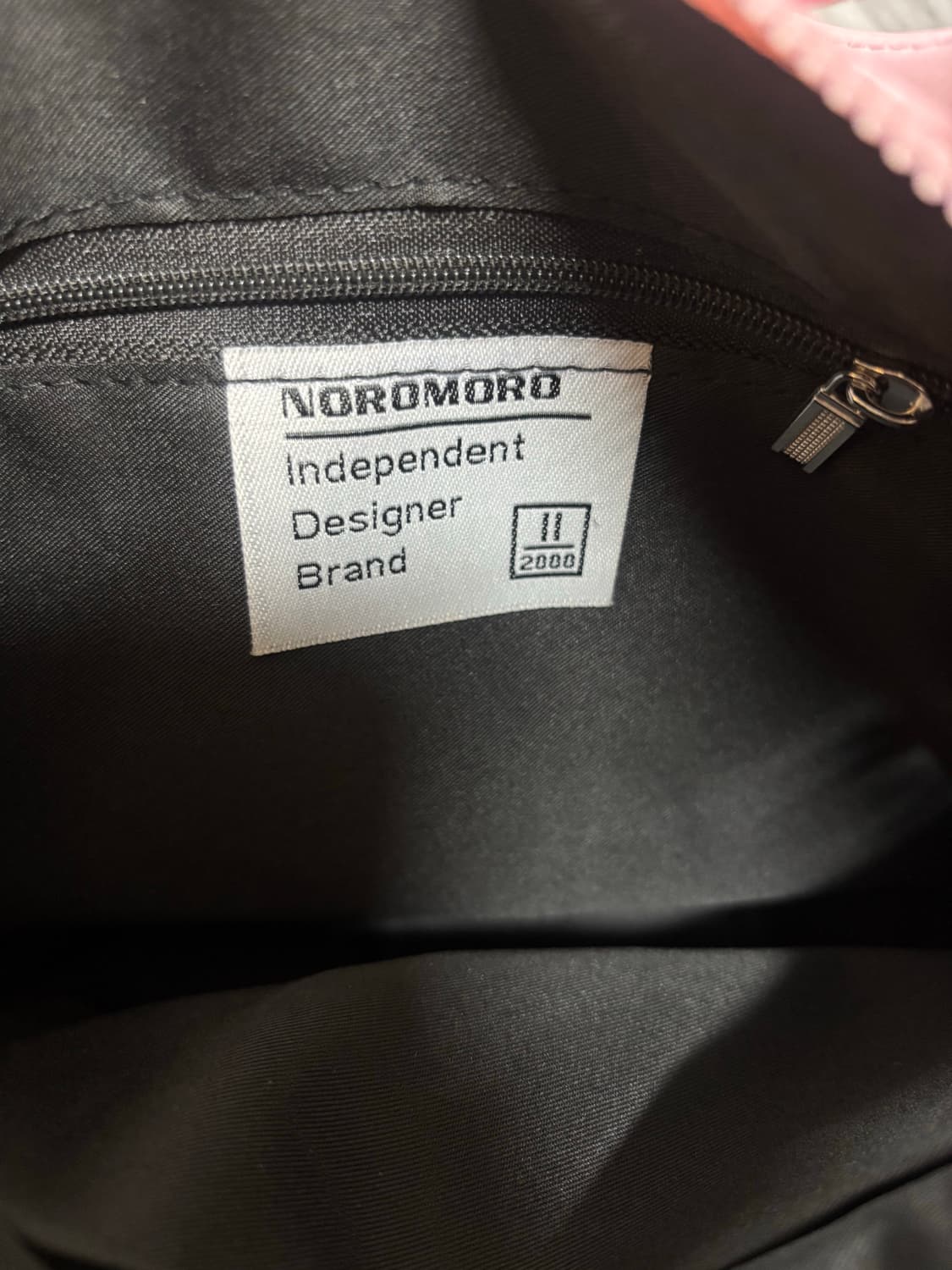 노노모로 핑크 에나멜 숄더백 상품이미지4