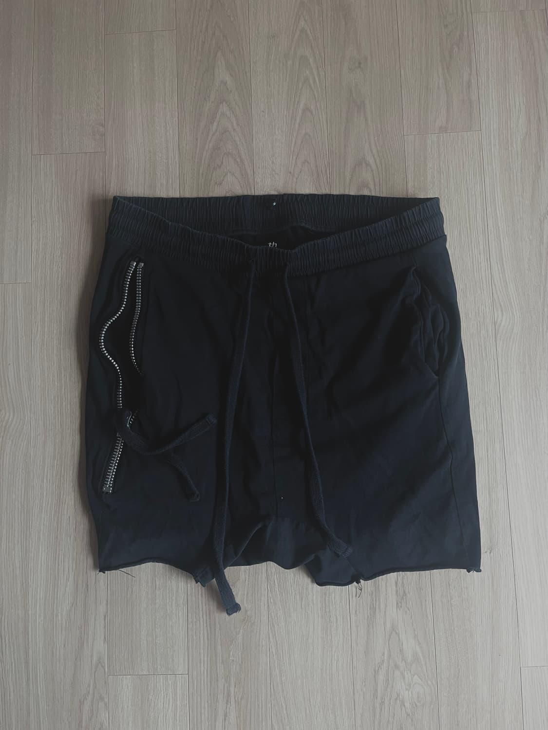 thom krom 톰 크롬 하프팬츠 상품이미지1