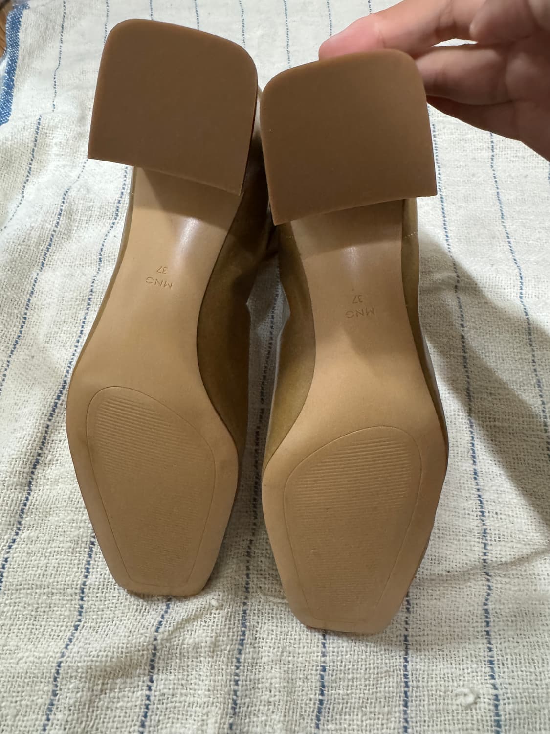 MANGO 스퀘어토 앵클부츠 상품이미지4