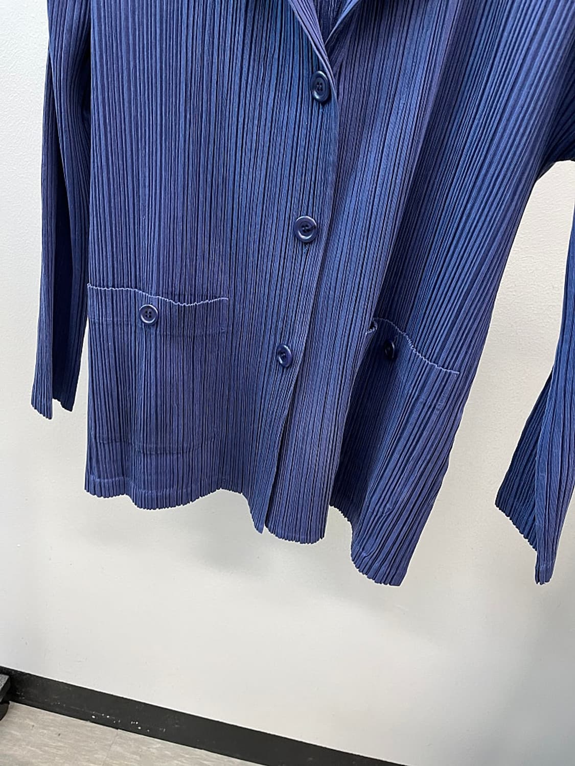 여) 플리츠플리즈 미스티퍼플 가디건 상품이미지4