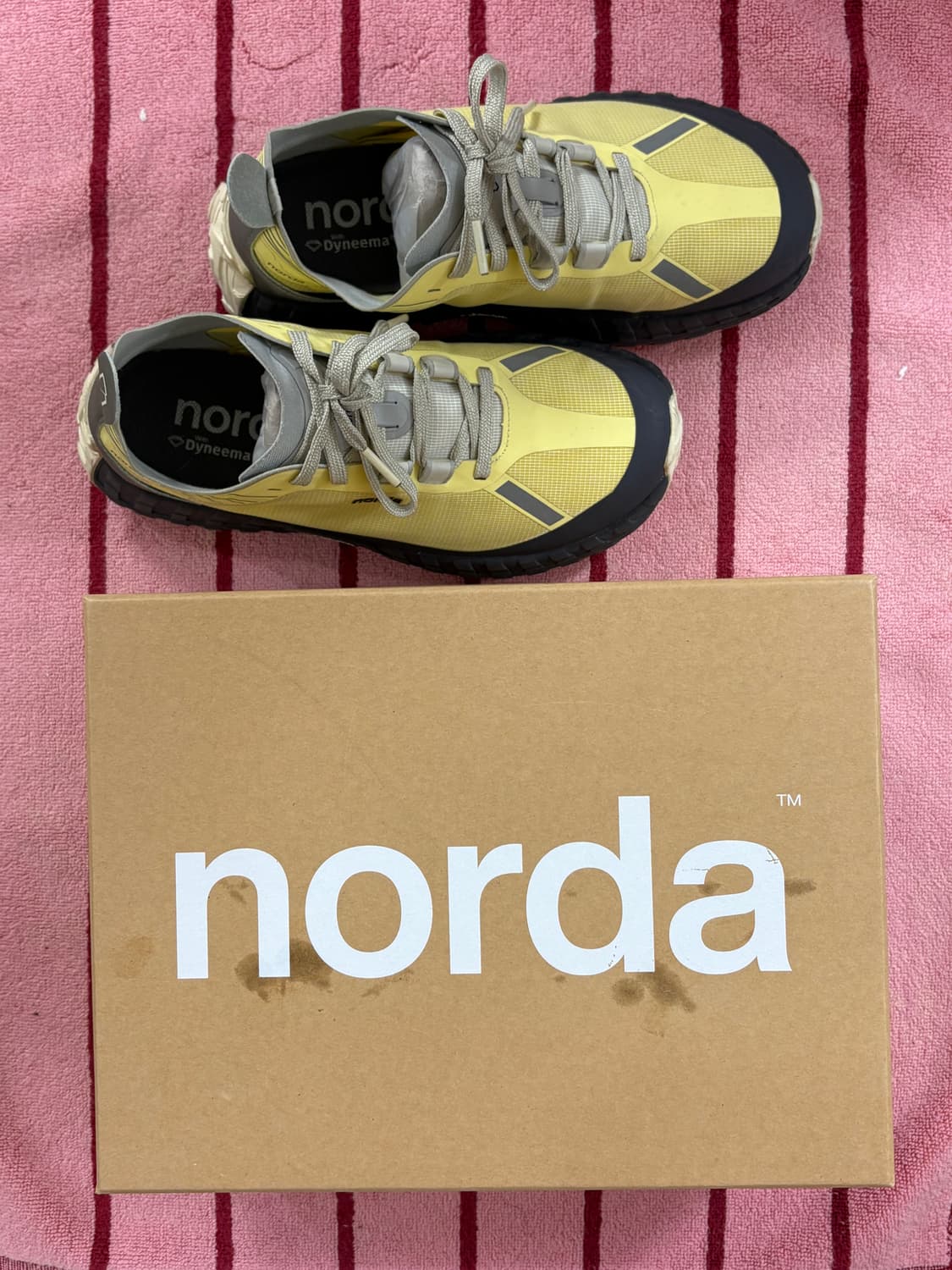 Norda 001 레몬 , 240 사이즈 상품이미지2