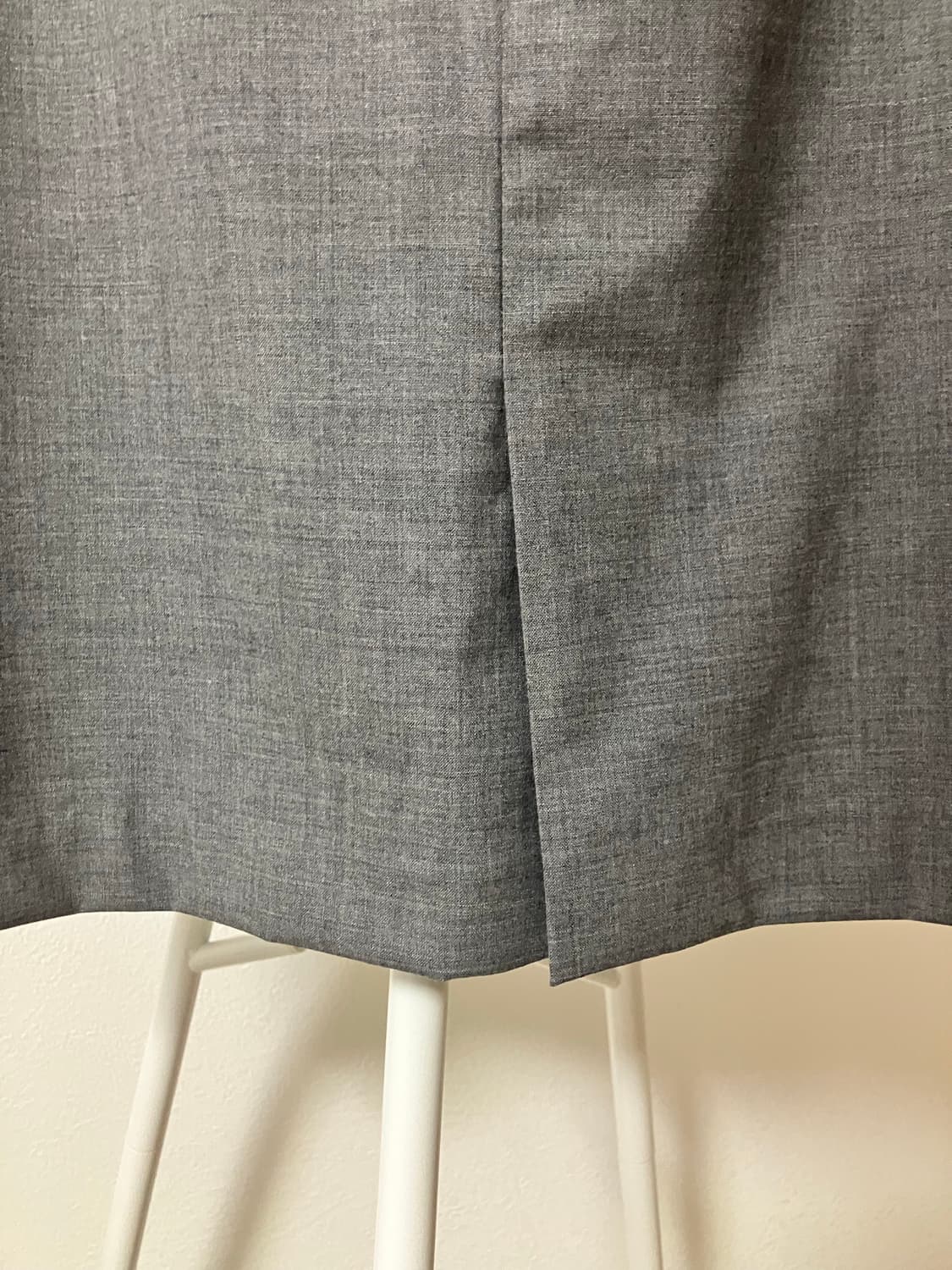 더수트컴퍼니 H라인 미디스커트 긱시크룩 상품이미지5