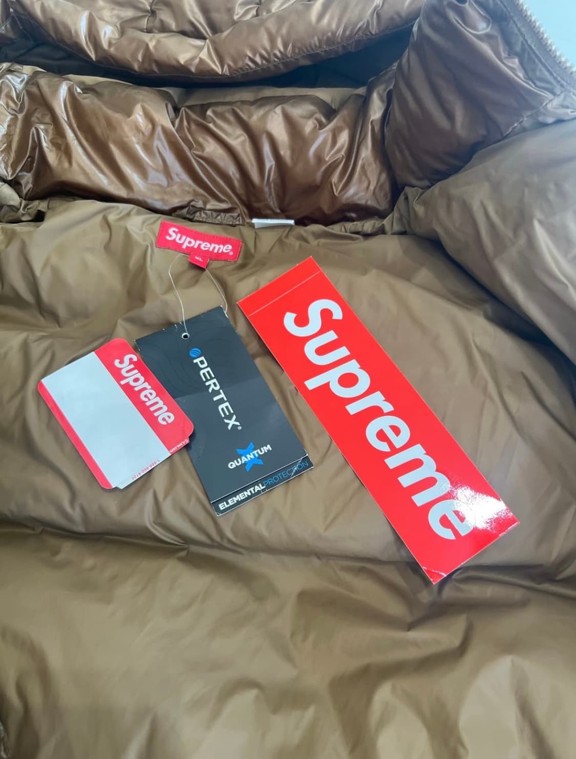 슈프림 페더웨이 다운자켓 브라운 21FW 상품이미지4