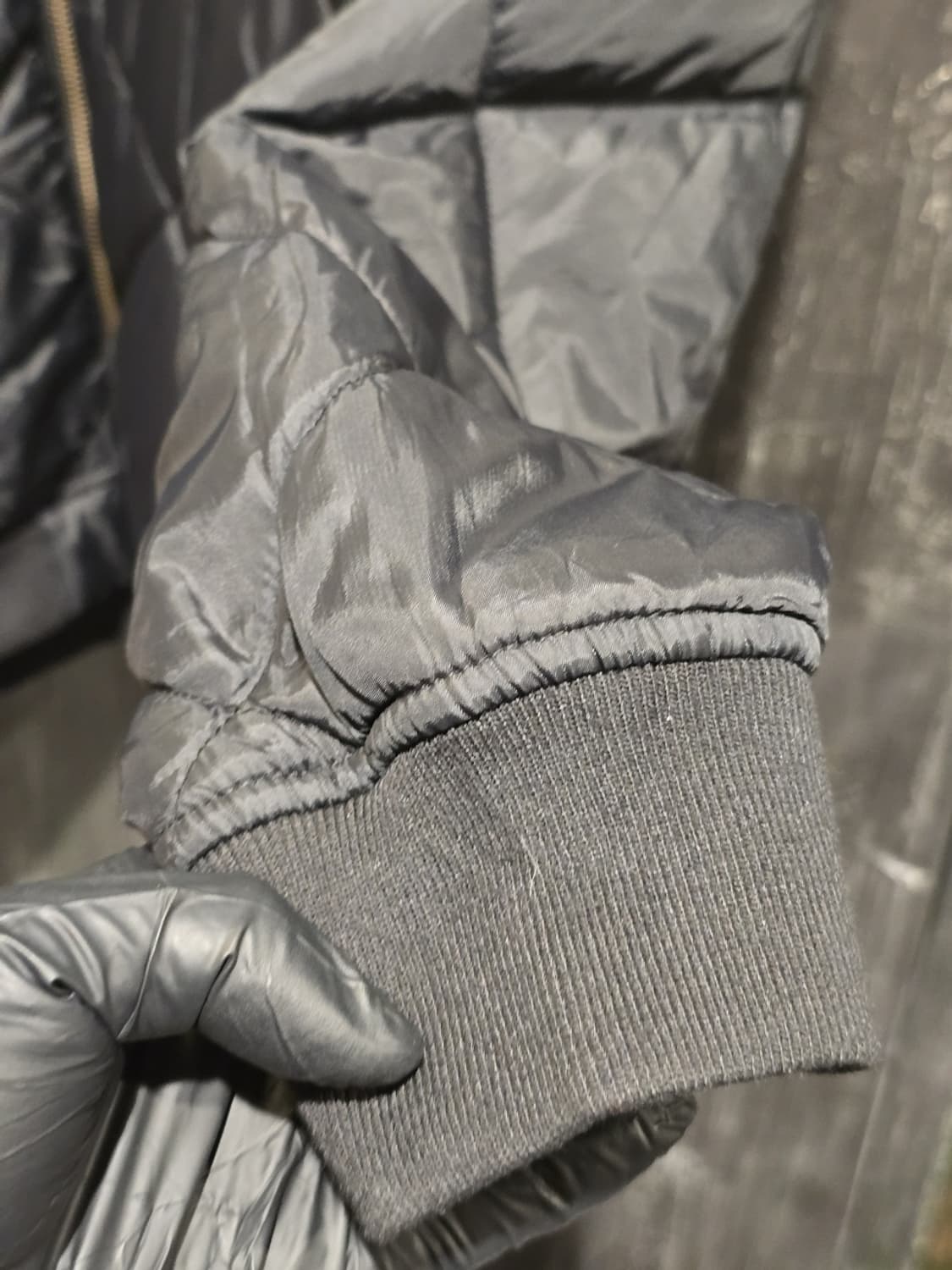 Dickies Black Quilted Bomber Jacket 상품이미지4