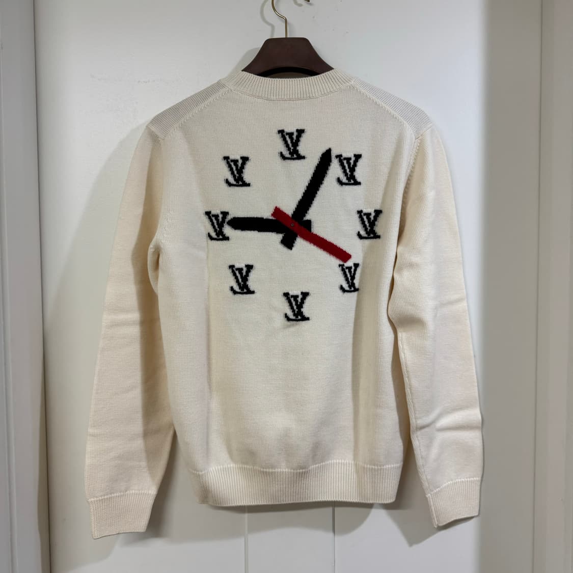 루이비통 클락 인타르시아 니트 M사이즈 상품이미지4