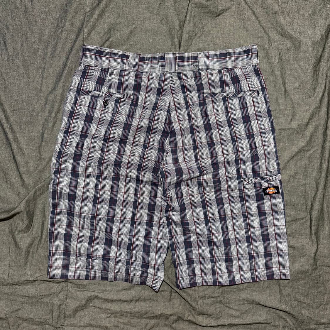 13" Multi-Use Pocket Plaid Shorts 상품이미지2