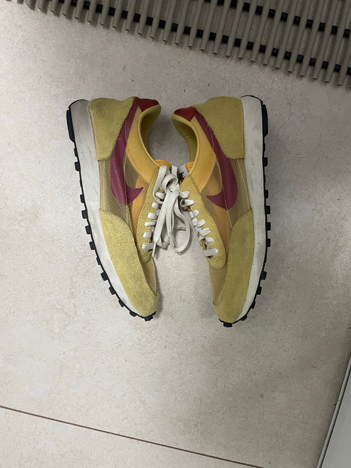 나이키 데이브레이크 sp 토파즈 골드 상품이미지1