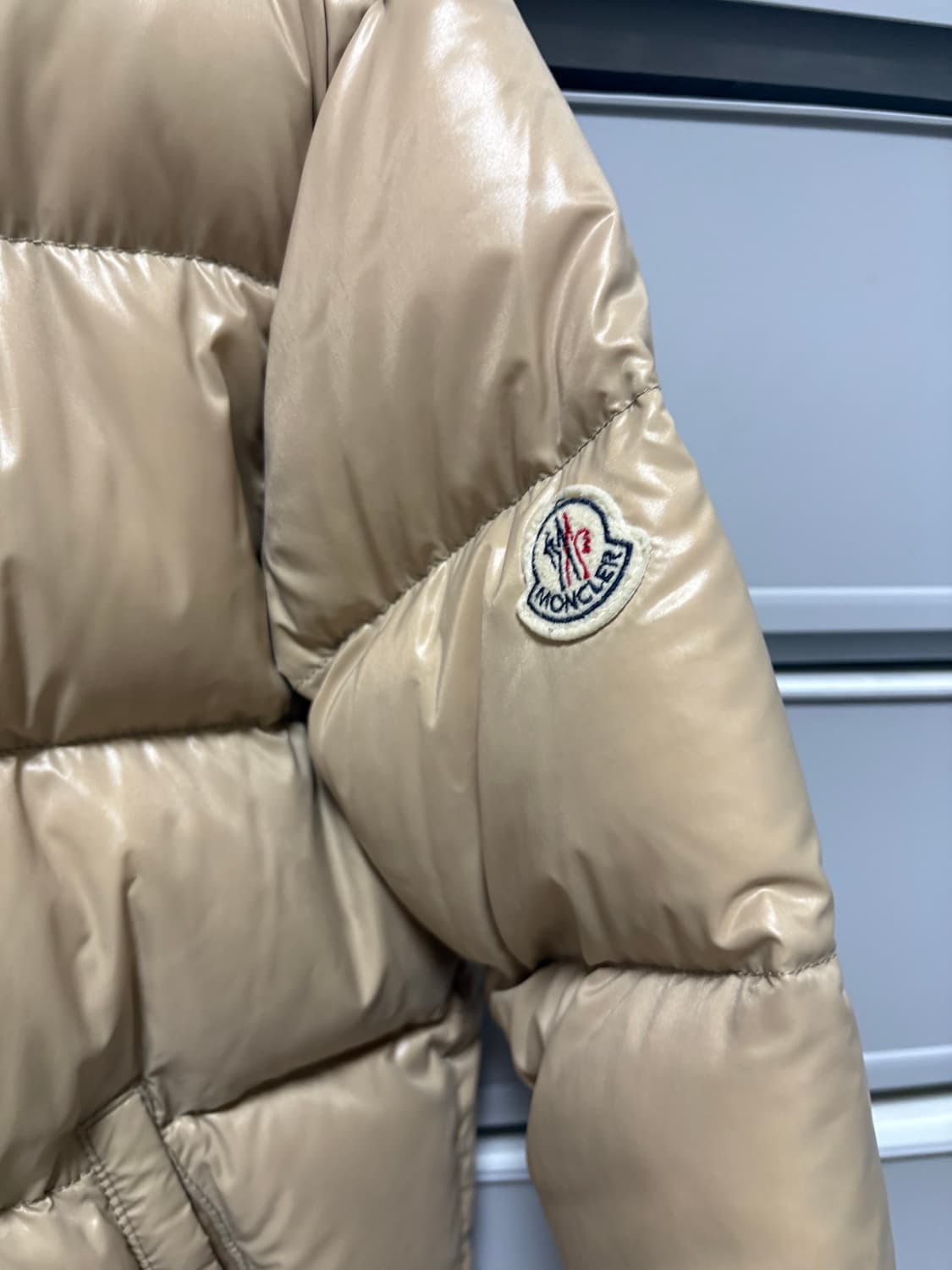 몽클레어 패딩 0사이즈 베이지 정품 상품이미지2