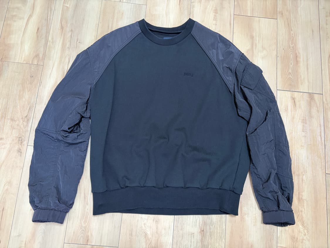 준지 타소재 맨투맨 상품이미지1