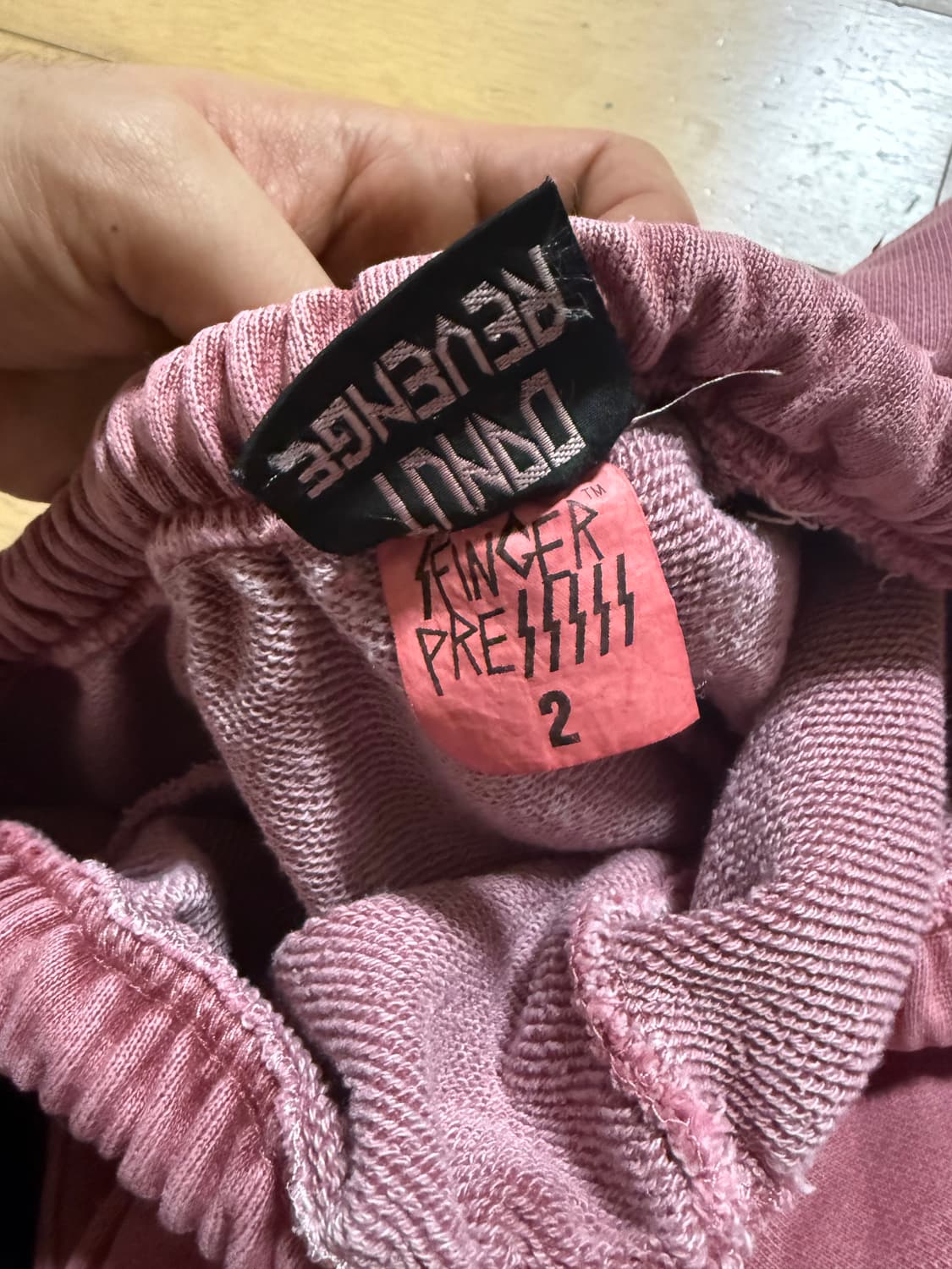 도넛리벤지 핑거프레스 스웻팬츠 2사이즈 상품이미지2