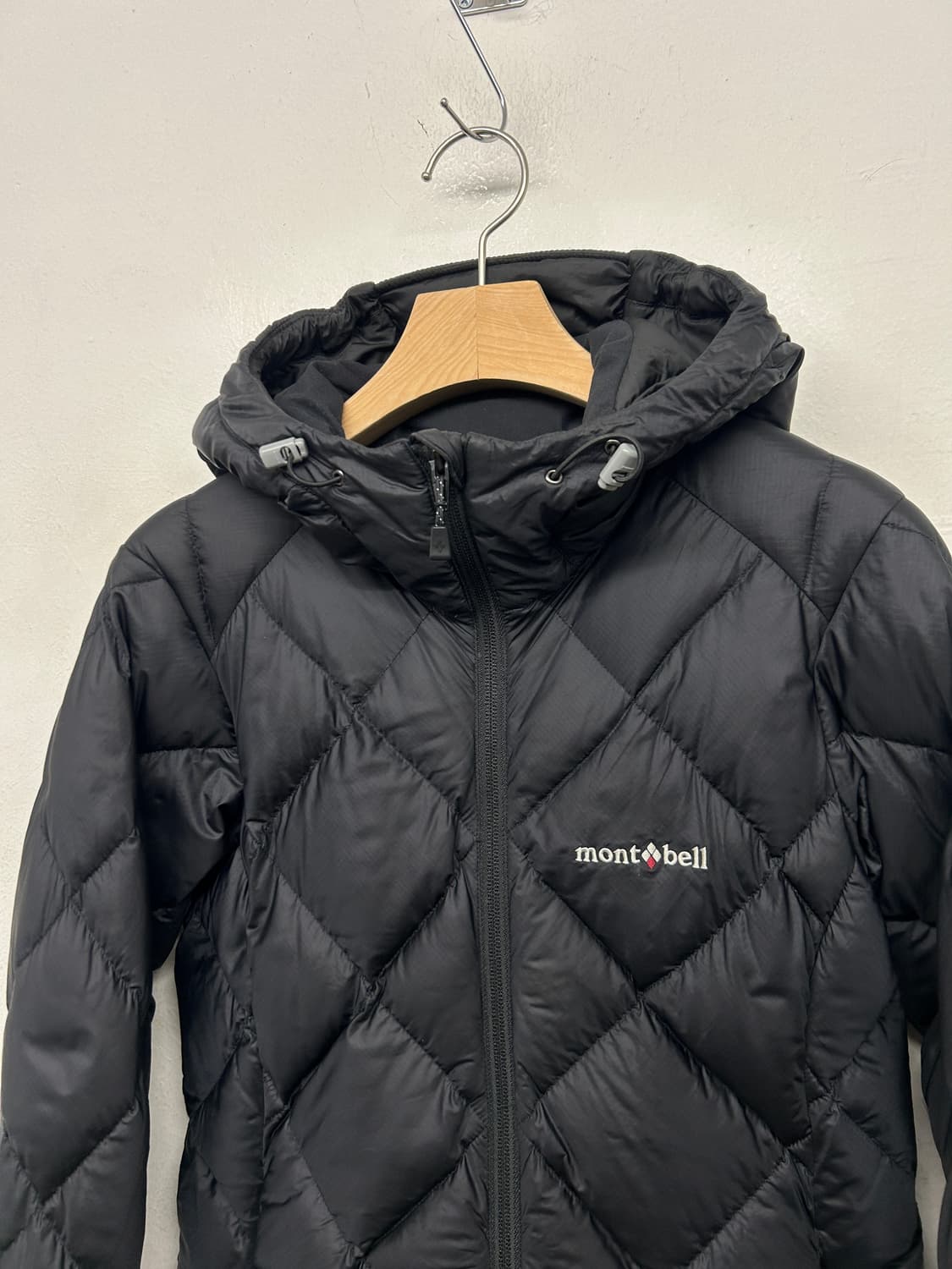 몽벨 EX800 블랙 경량 패딩 상품이미지5