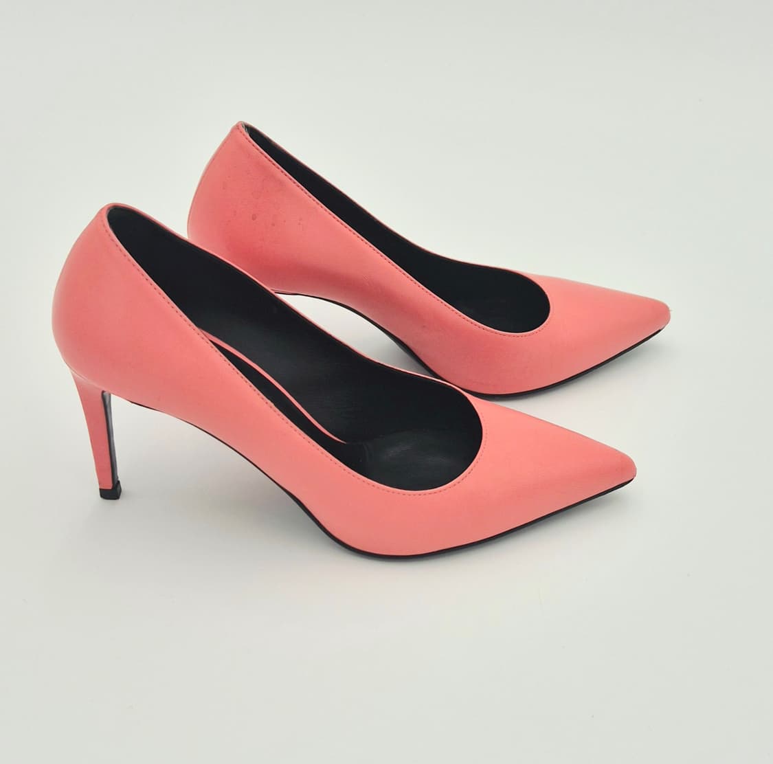 생로랑 핑크 레더 포인트 스틸레토 힐 상품이미지6