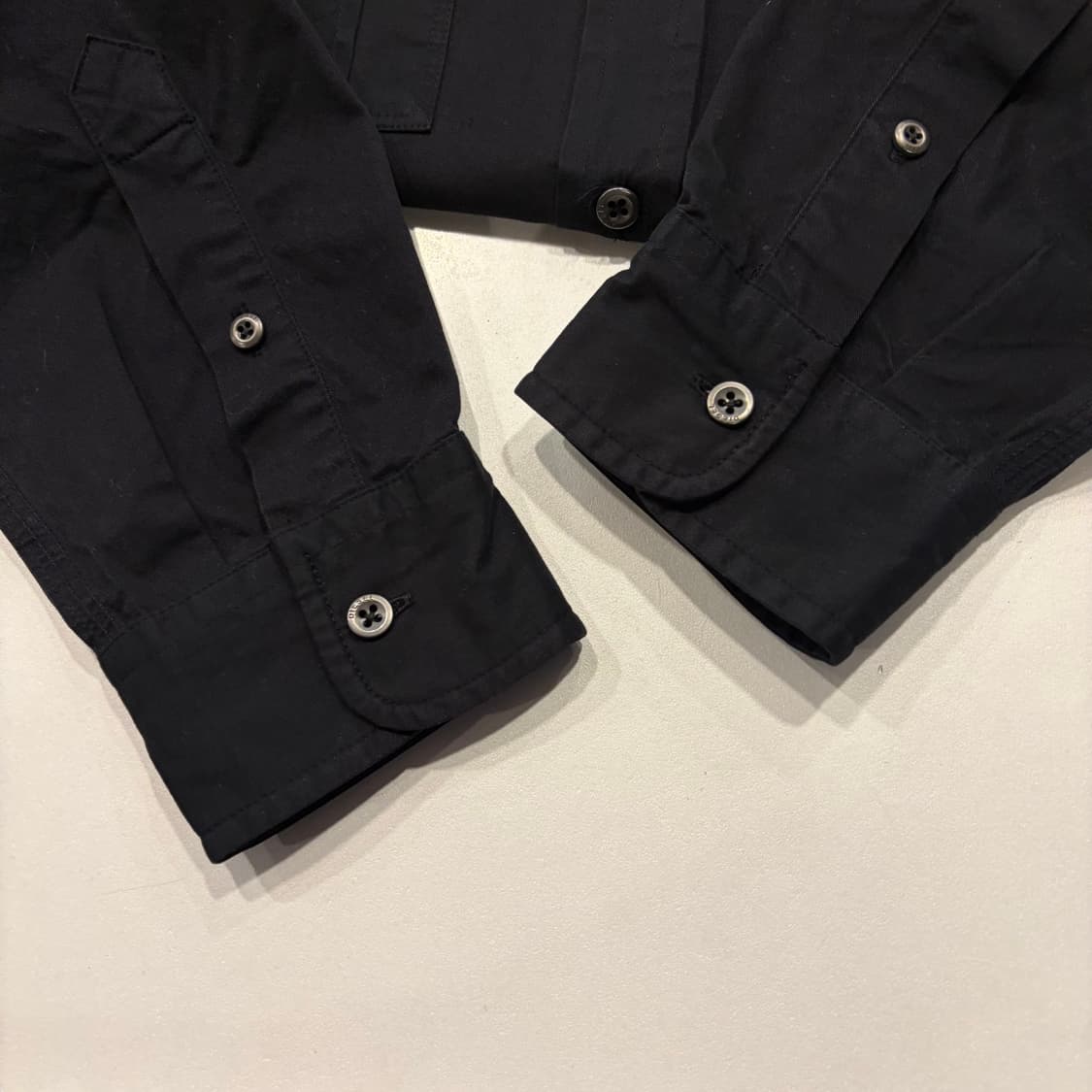 [L] 디젤 블랙 슬림핏 투포켓 셔츠 D810 상품이미지7