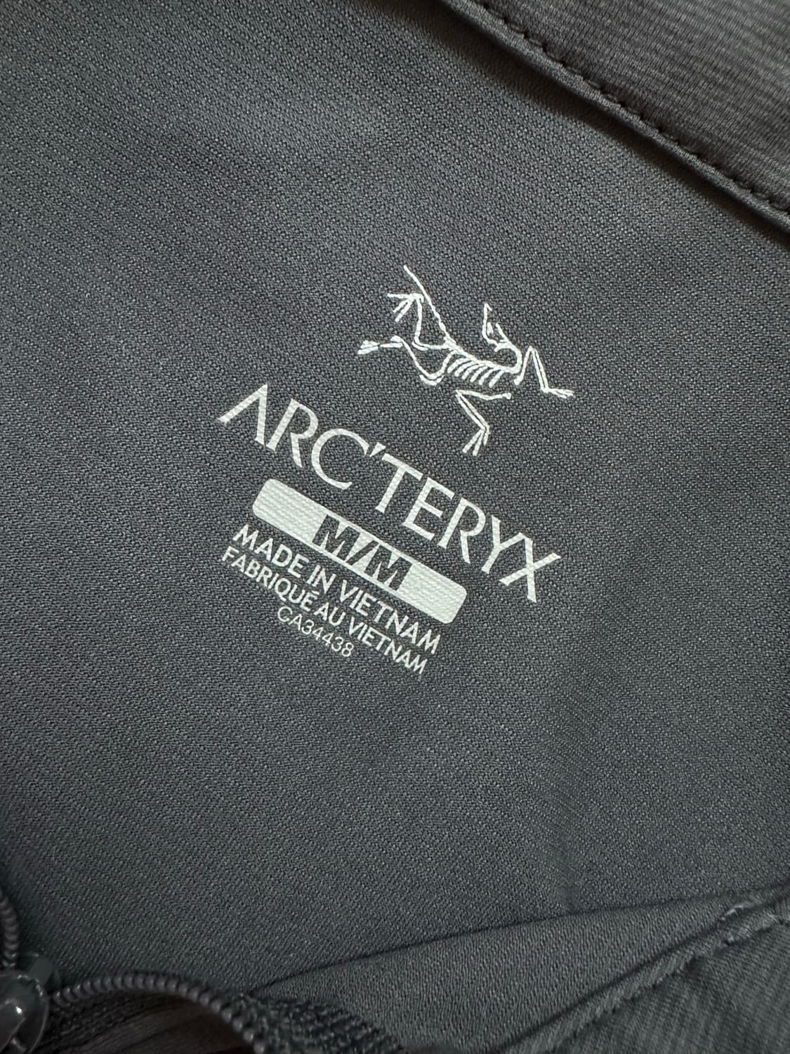 아크테릭스 ARC'TERYX 기능성 반팔 티셔츠 그레이 상품이미지4