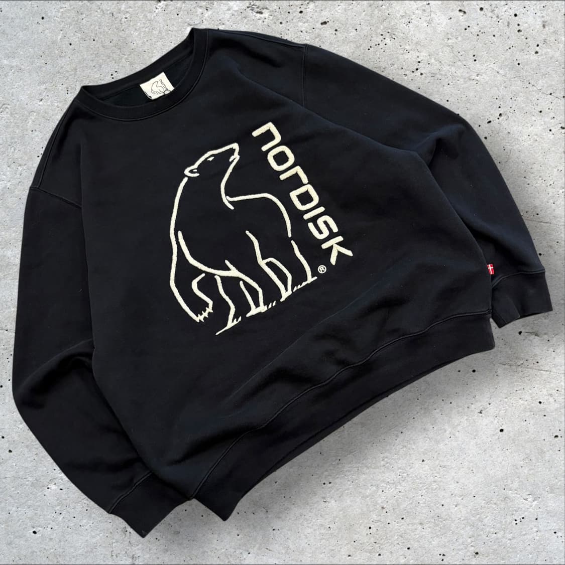 [2XL] 노르디스크 블랙 맨투맨 티셔츠 C724 상품이미지1