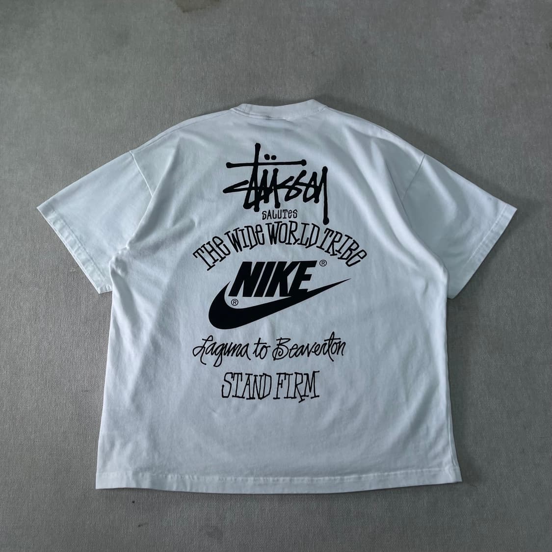 105 나이키 X 스투시 와이드 월드 트라이브 반팔 티셔츠 상품이미지1