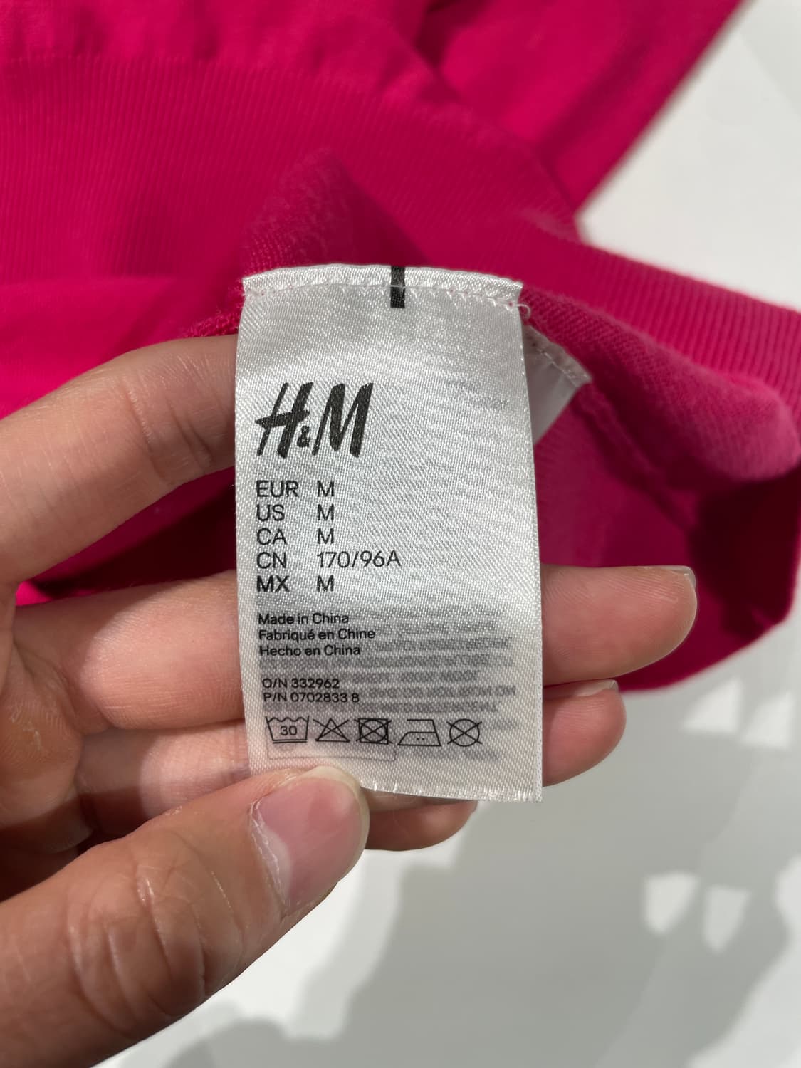 모스키노 x H&M 2018 핫 핑크 미니마우스 롱 니트 상품이미지8