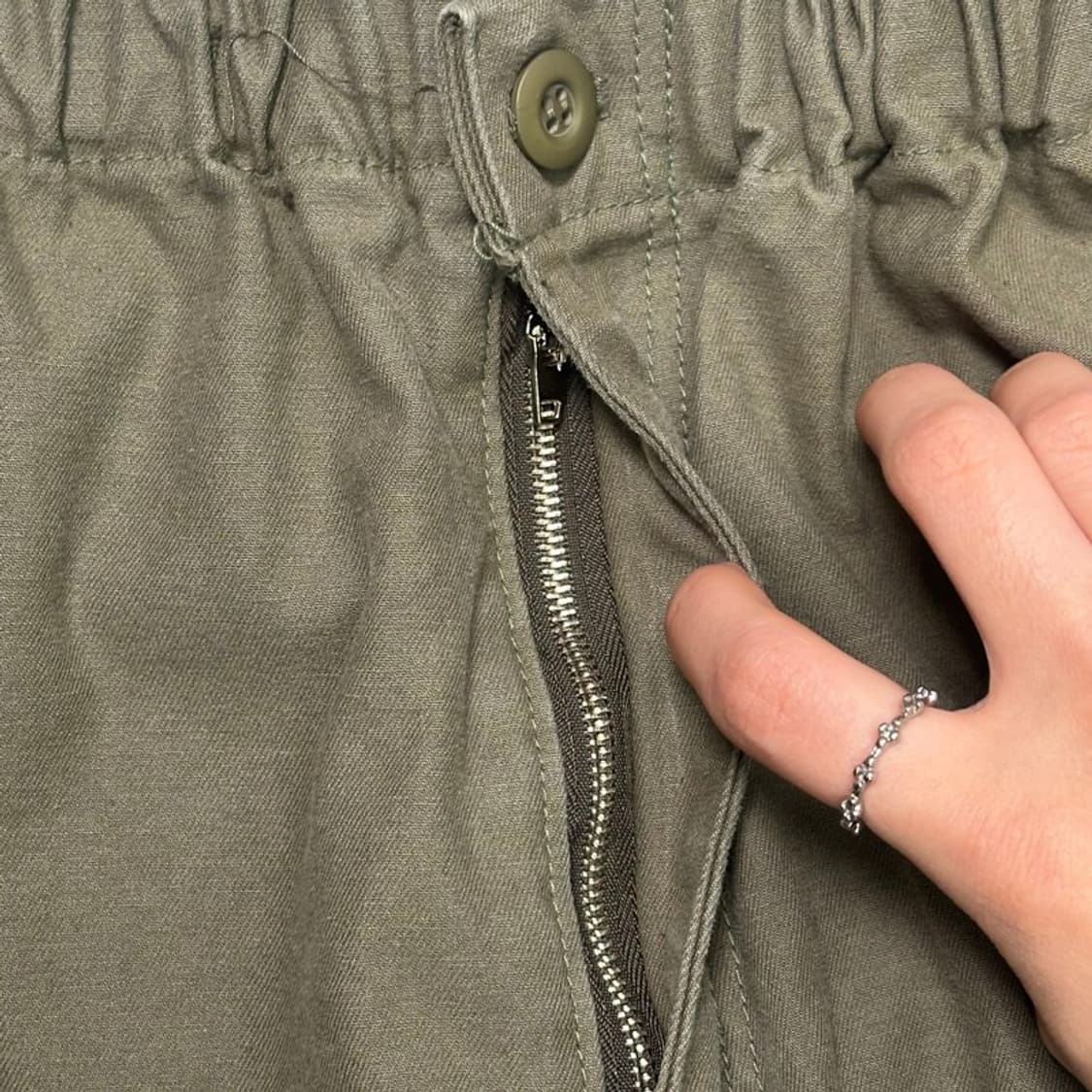 새상품 H라인 포켓 카고 스커트 카키 F 상품이미지5