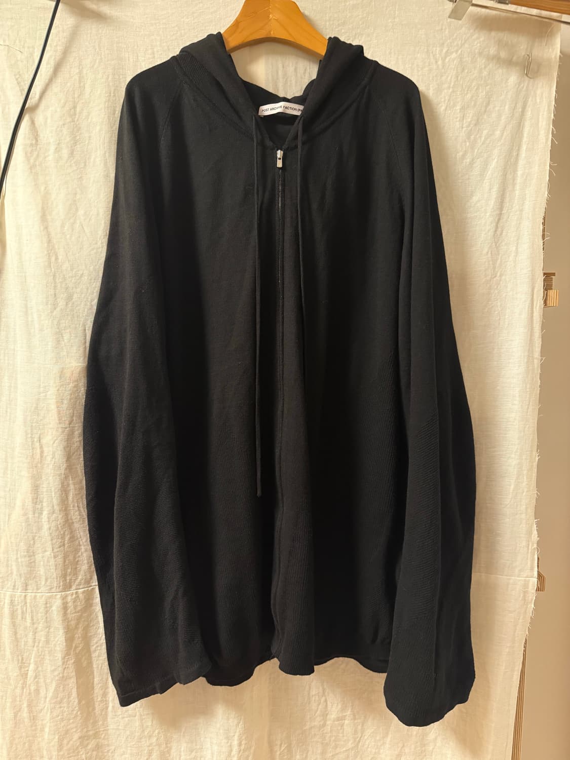 포스트아카이브 블랙 니트 후드 상품이미지1