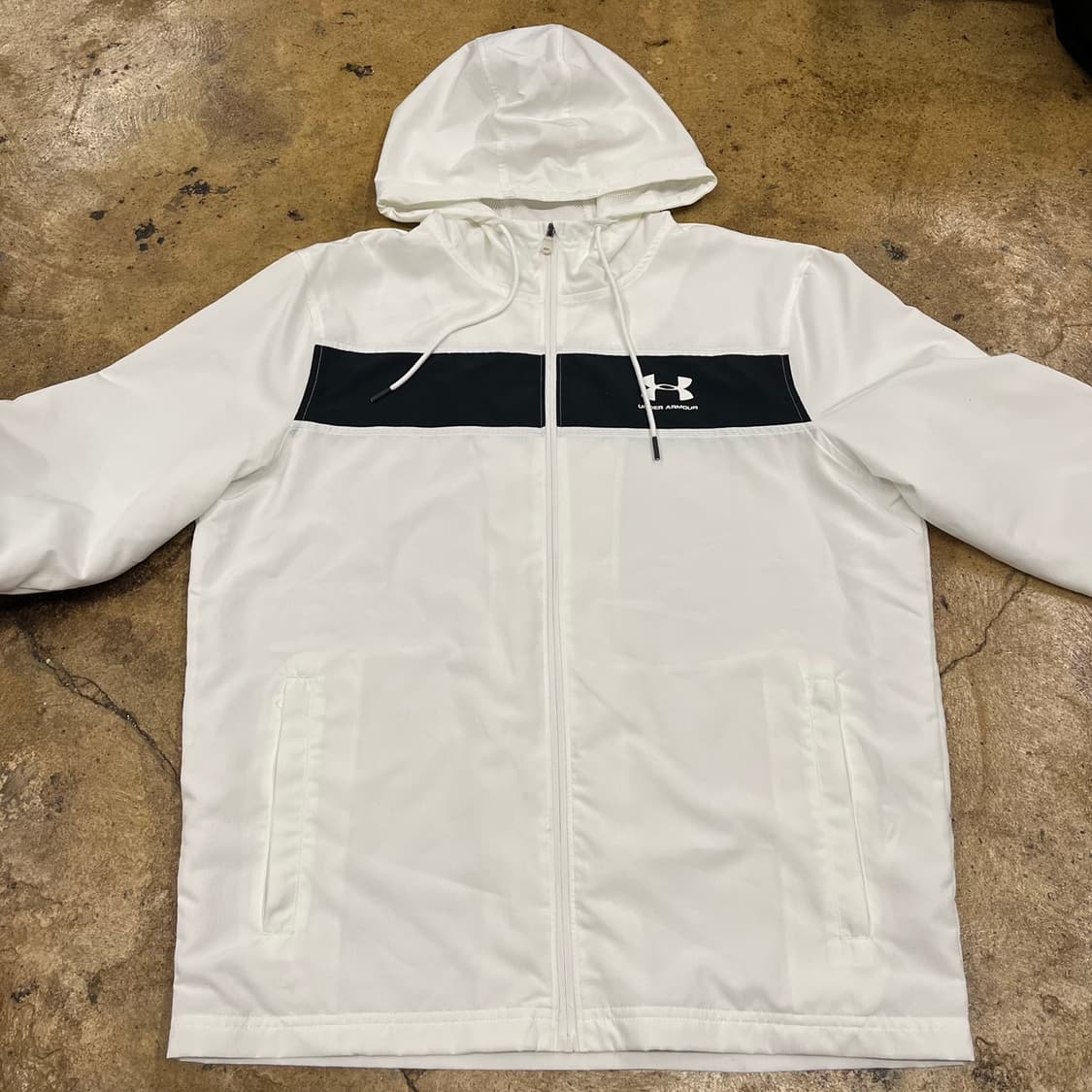 [정품/L] 언더아머 화이트 후드 바람막이 자켓 b14 상품이미지3