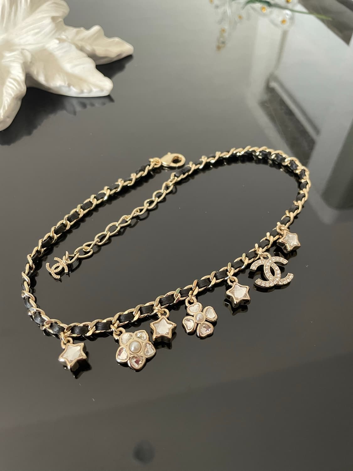 [정품] 샤넬 에스닉 팜 네크리스 (화이트/골드) 상품이미지3