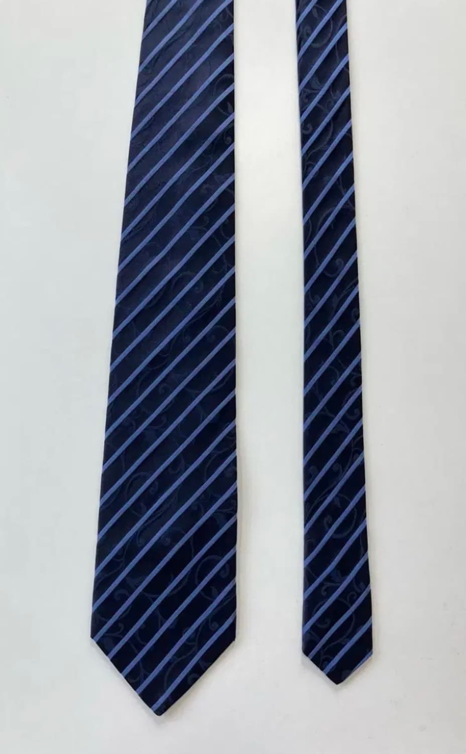 니나리치 넥타이 상품이미지1