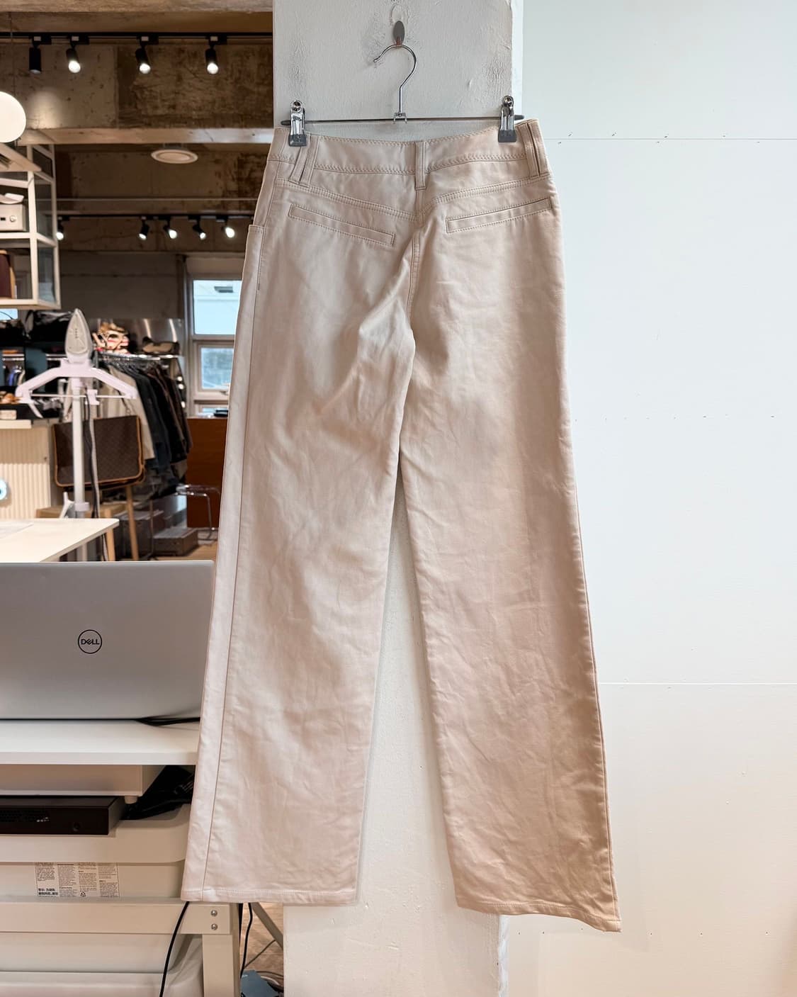 크리스찬 디올 부티크 아이보리 와이드 팬츠  상품이미지5