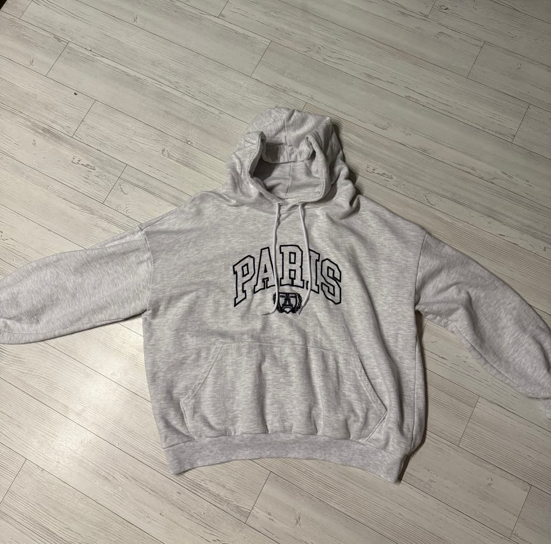 Paris 후드티 새상품 상품이미지1