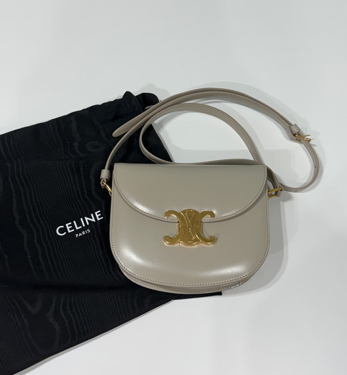 셀린느 베사체 트렌치컬러 상품이미지1