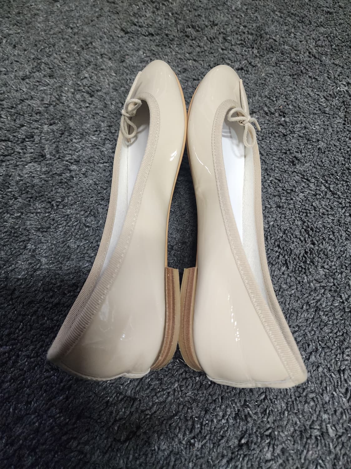 레페토 발레리나 플랫 베이지 37사이즈  상품이미지2