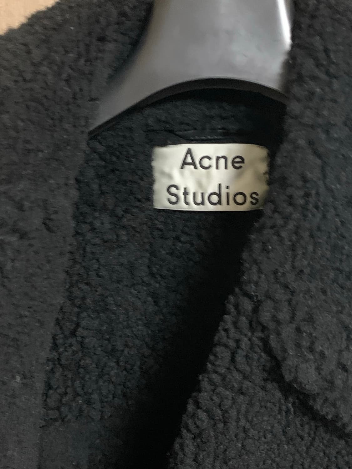 아크네스튜디오 벨로시티 무스탕 팝니다 (신세계택) 상품이미지9