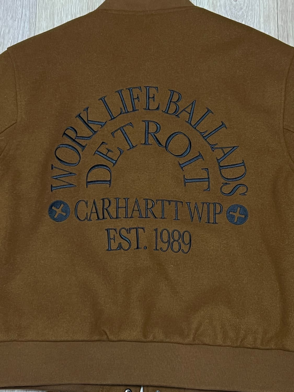 [M] 칼하트wip 바시티 붐버 자켓 상품이미지2