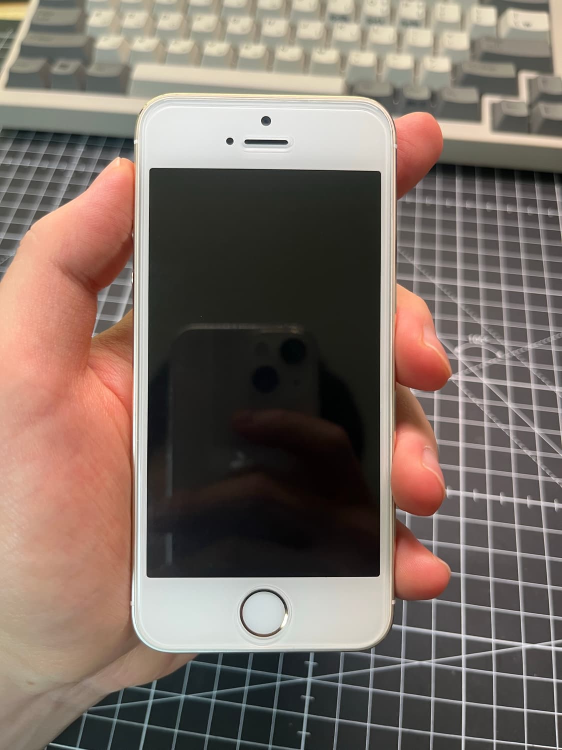 최상급 아이폰 5s 샴페인골드 32gb 일본판 상품이미지3