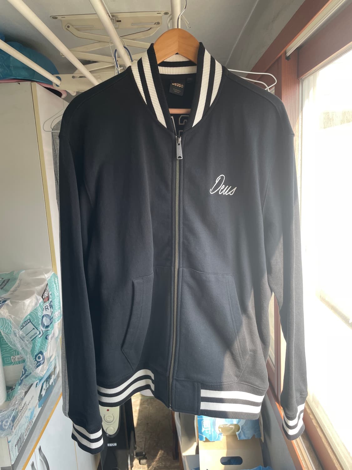 데우스 자켓L 상품이미지1