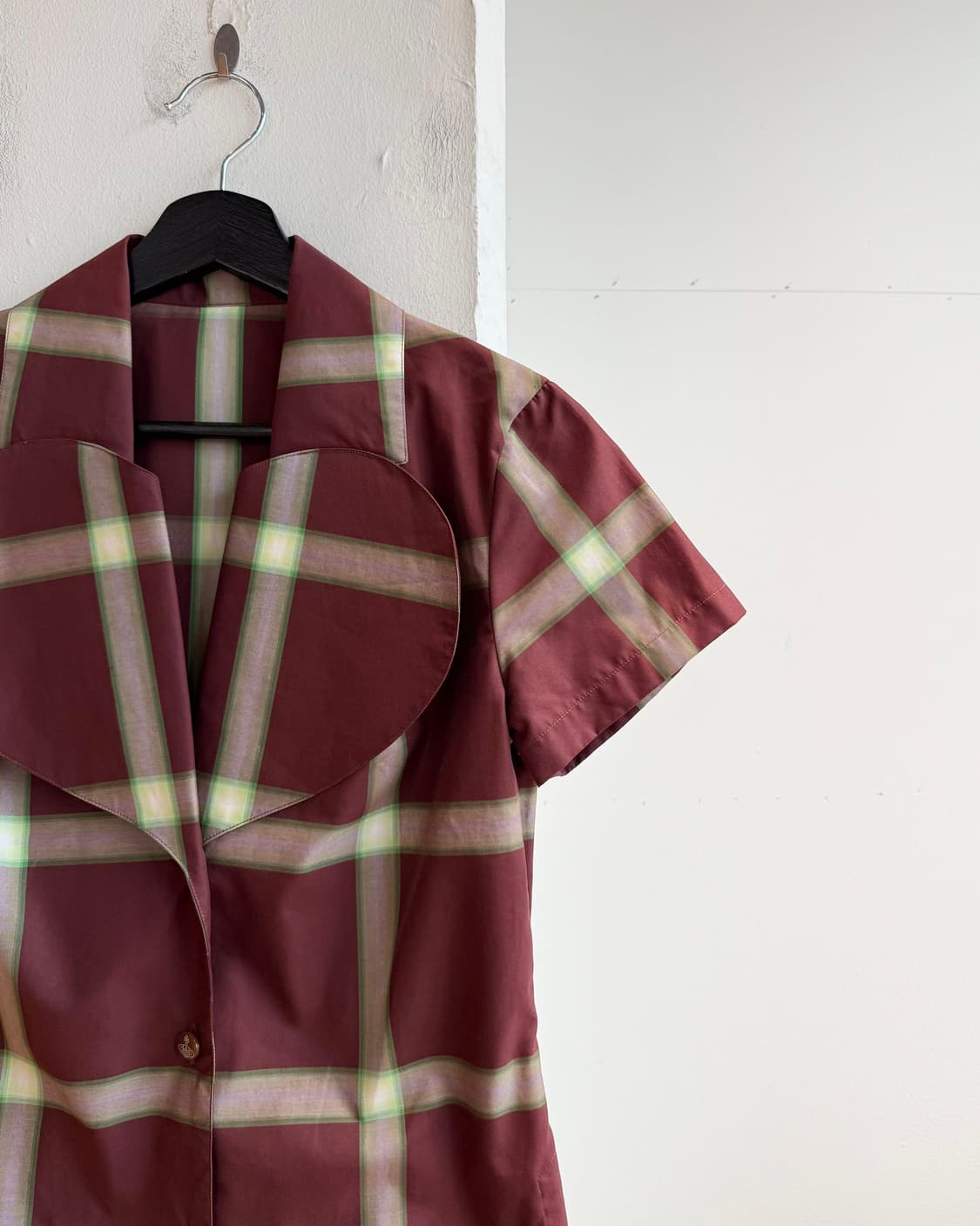 비비안 웨스트우드 레드라벨 하트 카라 체크 하프 셔츠 상품이미지4