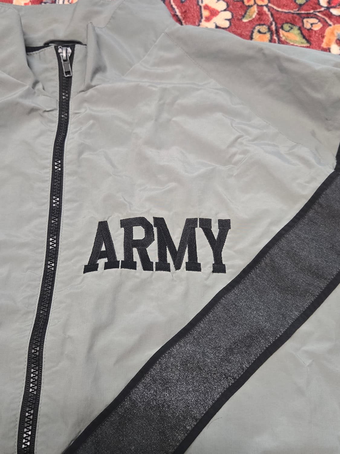 미군 US ARMY IPFU 트레이닝 자켓 (XL-R) 실측2XL 상품이미지3